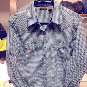 Ladies Wrangler long sleeve button up